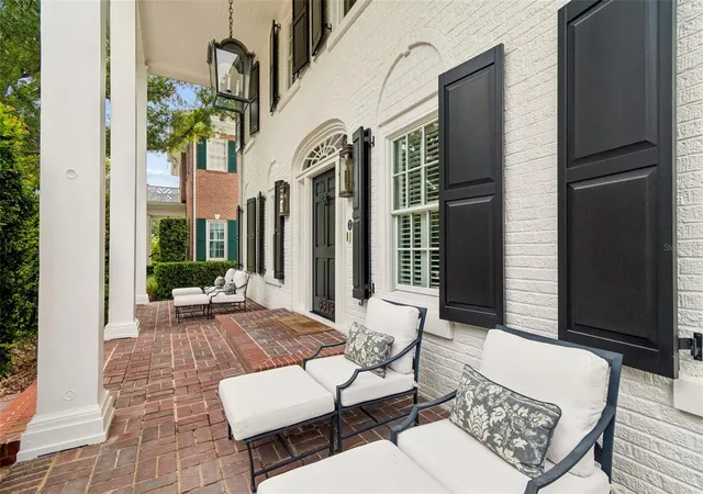 Photo 2 of Sale Pending at 3313 W Mullen Ave, Tampa, FL 33609 | MLS# TB8515025 | Listing updated on 2026-08-07