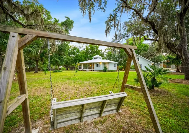 Homes for sale in Gainesville, FL | 2604 Nw 31st Ave, Gainesville, FL 32605 | MLS# GC540868
