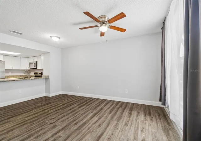 5th image of 1403 Brigadoon Dr, Clearwater, FL 33759 | MLS# TB8515037