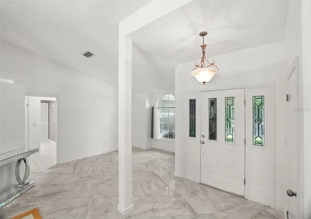 3rd image of 8020 Moonlight Ln, New Port Richey, FL 34654 | MLS# W7886358