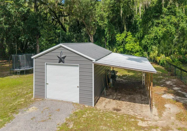 2nd image of 14366 Ne 42nd Ter, Anthony, FL 32617 | MLS# OM725892