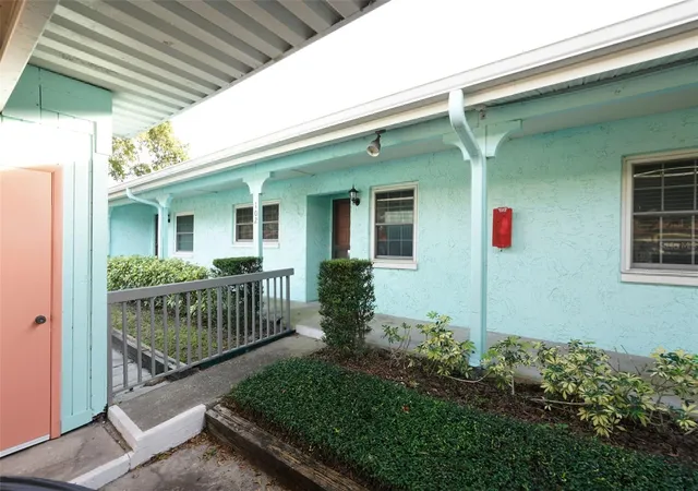 Homes for sale in Clearwater, FL | 2465 Northside Dr #102, Clearwater, FL 33761 | MLS# TB8515059