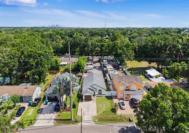 Photo 1 of Single family home for sale at 1900 W Kirby St, TAMPA, FL 33604 | MLS# TB8515060 | Listing updated on 2026-10-05