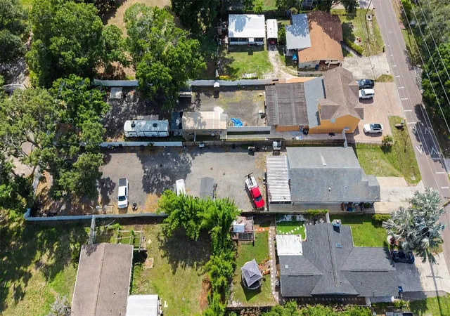 Photo 2 of Single family home for sale at 1900 W Kirby St, Tampa, FL 33604 | MLS# TB8515060 | Listing updated on 2026-10-08