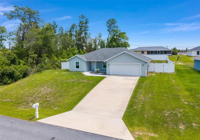 Photo 1 of Sale Pending at 15017 Sw 46th Circle, Ocala, FL 34473 | MLS# OM725894 | Listing updated on 2026-10-15