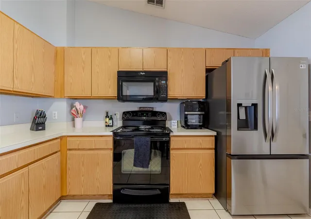 Photo 4 of Single family home for sale at 145 Eagle Point Blvd, Auburndale, FL 33823 | MLS# L4962425 | Listing updated on 2026-10-05