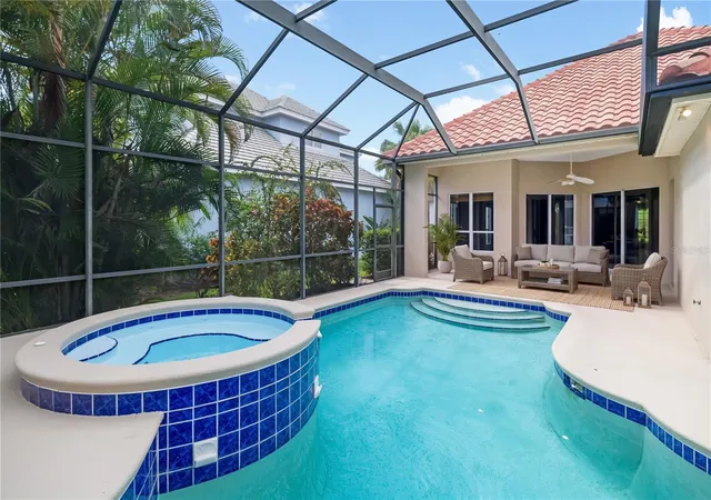 Photo 4 of Single family home for sale at 4770 Mainsail Dr, Bradenton, FL 34208 | MLS# A4695766 | Listing updated on 2026-09-20