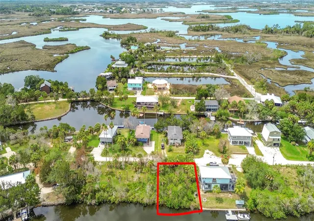 25th image of 12073 W Gulf Breeze Ct, Crystal River, FL 34429 | MLS# TB8515097