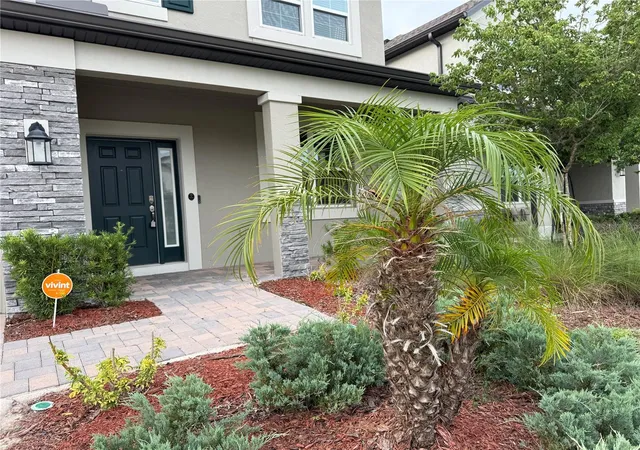 4th image of 33263 Sycamore Leaf Dr, Wesley Chapel, FL 33545 | MLS# O6413248