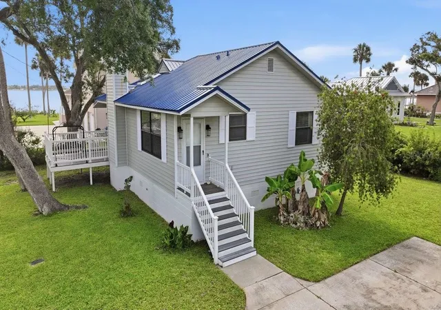 Homes for sale in South Daytona, FL | 105 Mcdonald St, South Daytona, FL 32119 | MLS# V4949432