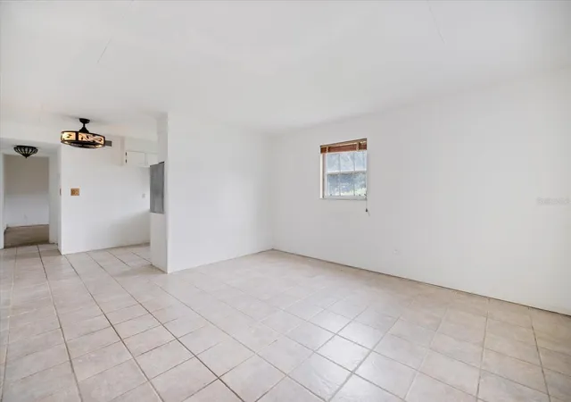 Homes for sale in Saint Petersburg, FL | 450 32Nd Ave N #106W, Saint Petersburg, FL 33704 | MLS# A4695791