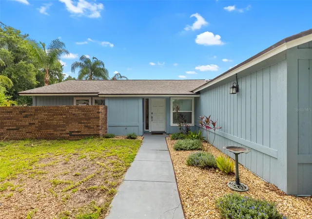 Photo 4 of Single family home for sale at 15917 Country Farm Pl, Tampa, FL 33624 | MLS# TB8515145 | Listing updated on 2026-09-12