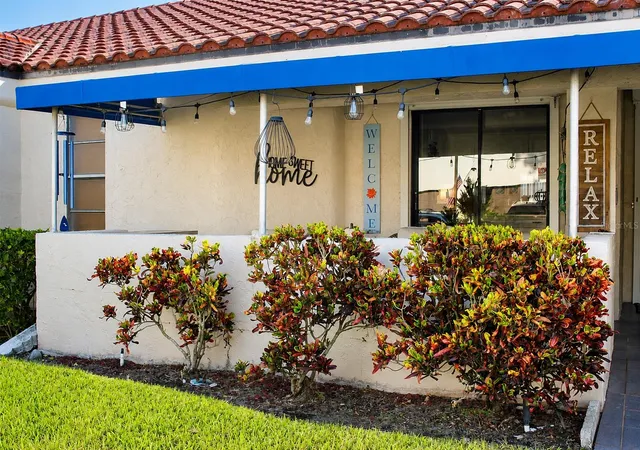 3rd image of 8804 40Th Ln N, Pinellas Park, FL 33782 | MLS# TB8515156