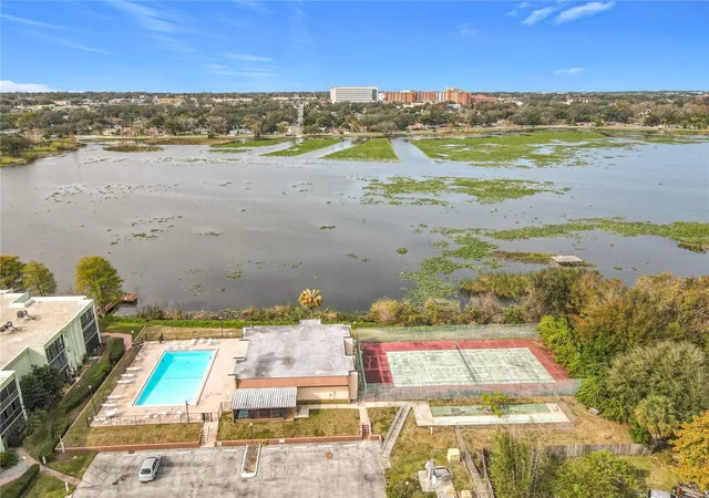 2nd image of 1130 N Lake Parker Ave, LAKELAND, FL 33805