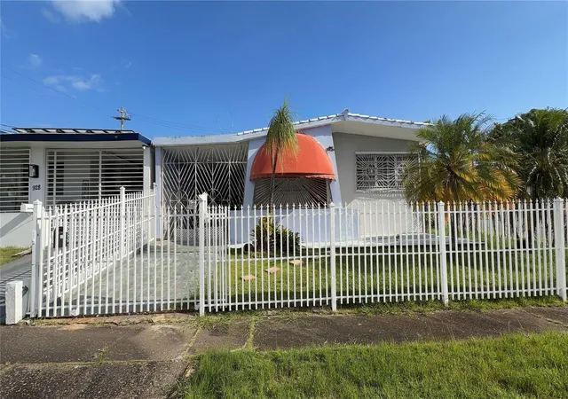 Photo 1 of Single family home for sale at Calle Becasina E 32 Urb Country Clb #926, San Juan, PR 00924 | MLS# PR9121801 | Listing updated on 2026-08-28