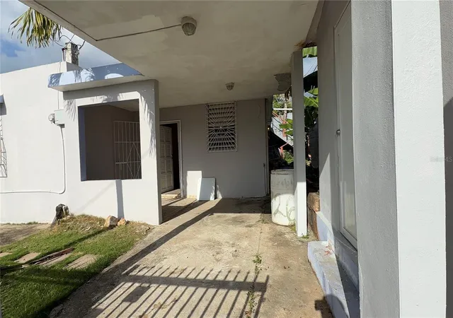 Photo 3 of Single family home for sale at Calle Becasina E-32 Urb Country Clb #926, San Juan, PR 00924 | MLS# PR9121801 | Listing updated on 2026-08-28