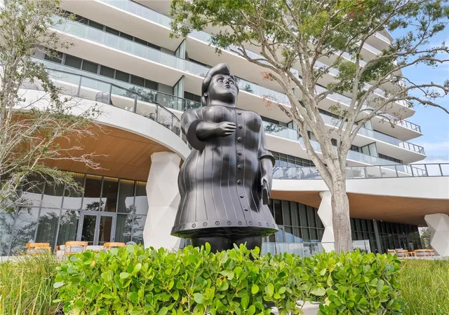 2nd image of 3101 Bayshore Blvd, TAMPA, FL 33629