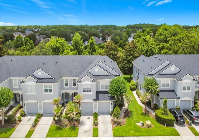 Photo 3 of Townhouse for sale at 1060 Rock Harbor Ave, Orlando, FL 32828 | MLS# O6413301 | Listing updated on 2026-10-12