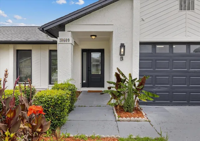 Photo 2 of Single family home for sale at 10609 Out Is Dr, Tampa, FL 33615 | MLS# TB8515198 | Listing updated on 2026-09-21
