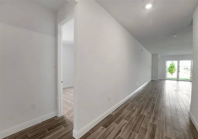 4th image of 17546 Valleywood Pkwy, Land O Lakes, FL 34638 | MLS# G5113254