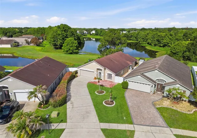 Photo 3 of Single family home for sale at 632 Cypress Tree Ct, Orlando, FL 32825 | MLS# O6413327 | Listing updated on 2026-09-16