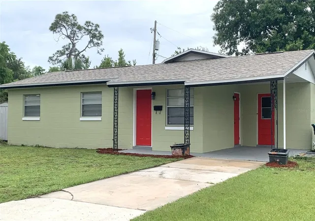 Photo 1 of Single family home for sale at 810 Swiss Ln, Orlando, FL 32808 | MLS# O6413330 | Listing updated on 2026-10-26