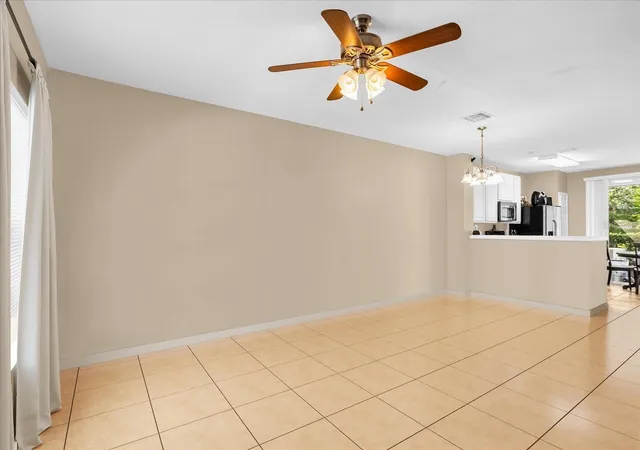 Photo 3 of Townhouse for sale at 727 Shropshire Loop, Sanford, FL 32771 | MLS# O6413339 | Listing updated on 2026-10-08