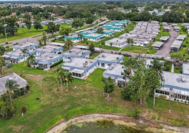 2nd image of 1901 Andover Wy, SUN CITY CENTER, FL 33573