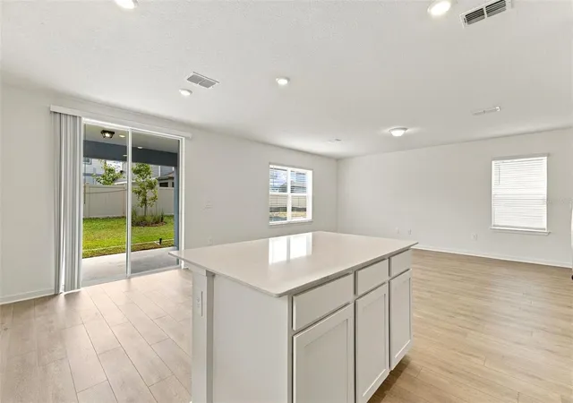 Photo 3 of Single family home for sale at 1543 Hartridge Ct, Lake Alfred, FL 33850 | MLS# TB8515242 | Listing updated on 2026-10-05