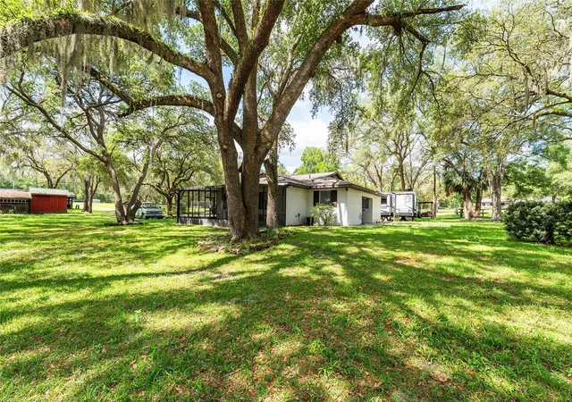 Homes for sale in Morriston, FL | 10871 Se County Road 336, Morriston, FL 32668 | MLS# OM725937