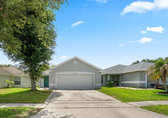 Homes for sale in Kissimmee, FL | 205 Owenshire Cir, Kissimmee, FL 34744 | MLS# S5151174