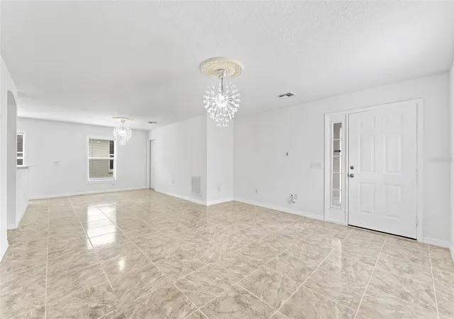 Homes for sale in Kissimmee, FL | 205 Owenshire Cir, Kissimmee, FL 34744 | MLS# S5151174