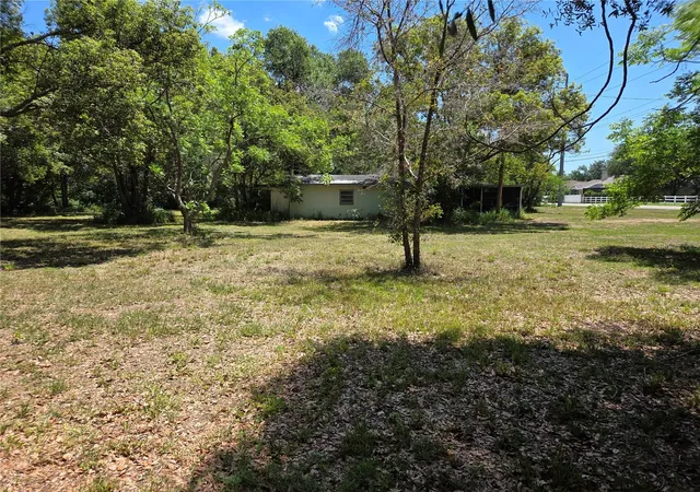 1st image of 3810 E Lumsden Rd, Valrico, FL 33594 | MLS# TB8515261
