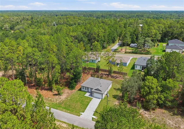 Photo 1 of Single family home for sale at 1985 W Corrine St, Dunnellon, FL 34434 | MLS# OM725940 | Listing updated on 2026-10-02