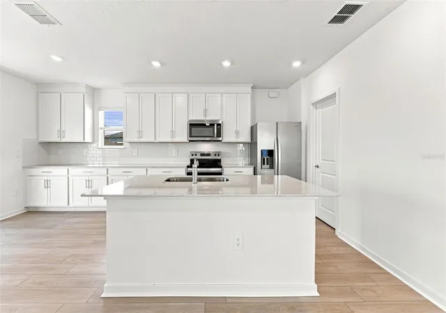 Photo 3 of Single family home for sale at 1436 Hamilton Way, Lake Alfred, FL 33850 | MLS# TB8515263 | Listing updated on 2026-10-04