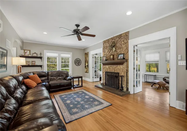 Homes for sale in Gainesville, FL | 720 Ne Blvd Blvd, Gainesville, FL 32601 | MLS# GC540881