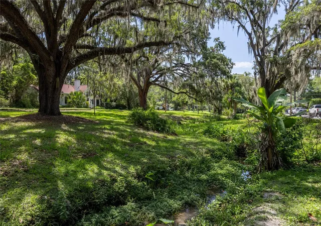 Homes for sale in Gainesville, FL | 720 Ne Blvd Blvd, Gainesville, FL 32601 | MLS# GC540881