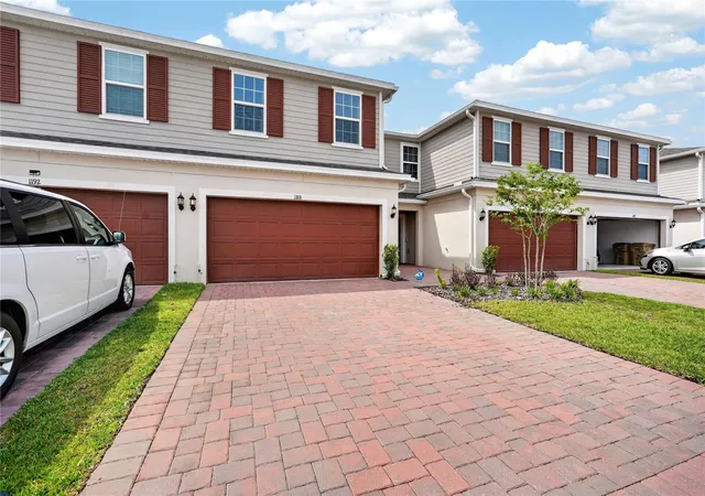 Photo 1 of Townhouse for sale at 1188 Woody Cypress Dr, Kissimmee, FL 34746 | MLS# O6413386 | Listing updated on 2026-09-12