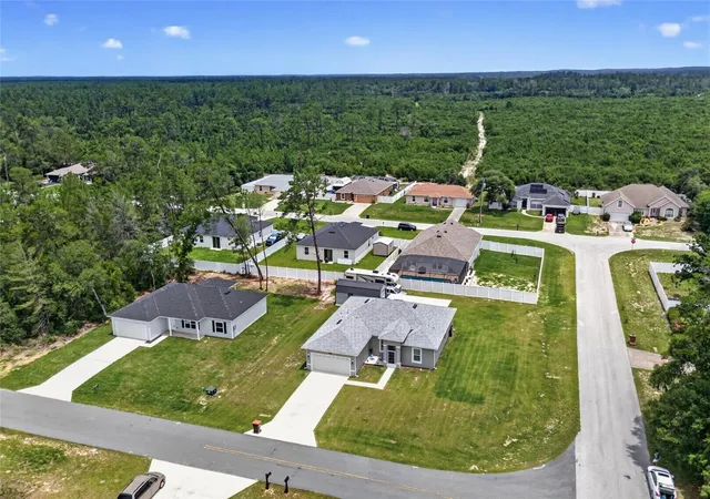 Photo 3 of Sale Pending at 3557 Sw 128th Place, Ocala, FL 34473 | MLS# OM725944 | Listing updated on 2026-09-12