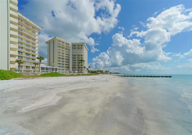 36th image of 2301 Gulf Of Mexico Dr #11N, Longboat Key, FL 34228 | MLS# A4695843