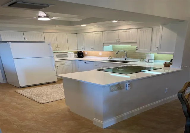 Homes for sale in Longboat Key, FL | 2301 Gulf Of Mexico Dr #11N, Longboat Key, FL 34228 | MLS# A4695843