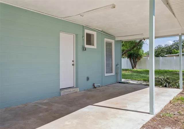 Homes for sale in Holiday, FL | 5602 Oceanic Rd, Holiday, FL 34690 | MLS# W7886372