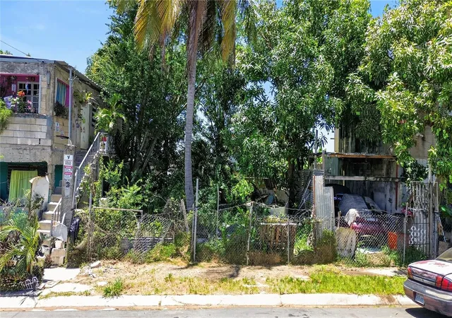 Homes for sale in Canovanas, PR | 11 St Ext Jardines De Palmarejo, V-20, Canovanas, PR 00729 | MLS# PR9121809