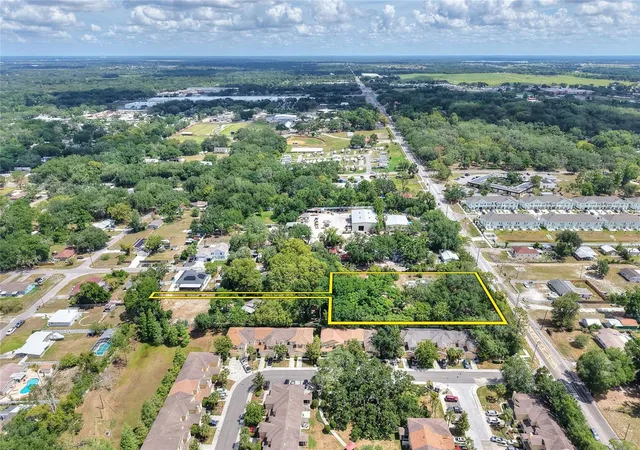 5th image of 5310 S 579 Hwy, Seffner, FL 33584 | MLS# TB8515323