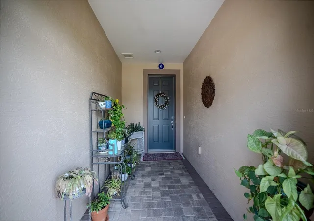 Photo 2 of Single family home for sale at 9145 Sw 70th Loop, Ocala, FL 34481 | MLS# OM725955 | Listing updated on 2026-08-19