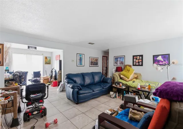5th image of 915 Martin Luther King Blvd Ne, Winter Haven, FL 33881 | MLS# TB8515340