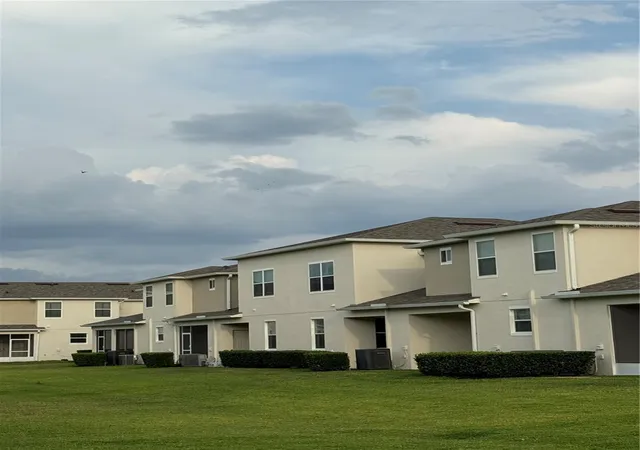 Photo 25 of Townhouse for sale at 15511 Campden St, Winter Garden, FL 34787 | MLS# O6413461 | Listing updated on 2026-08-26