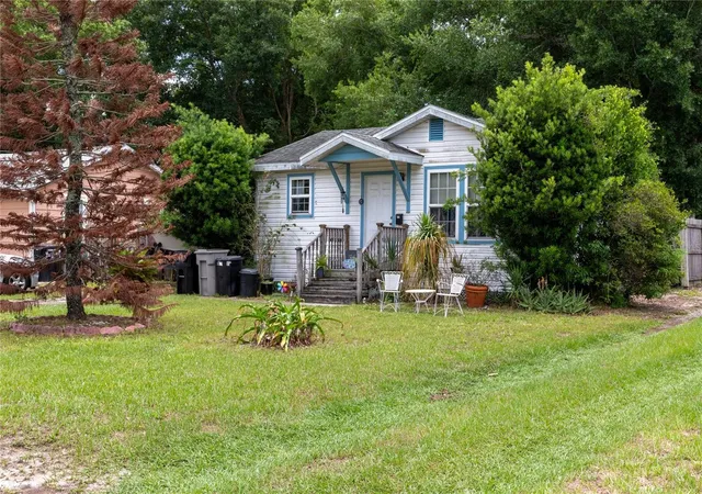 Homes for sale in Apopka, FL | 148 W Magnolia St, Apopka, FL 32703 | MLS# O6413465