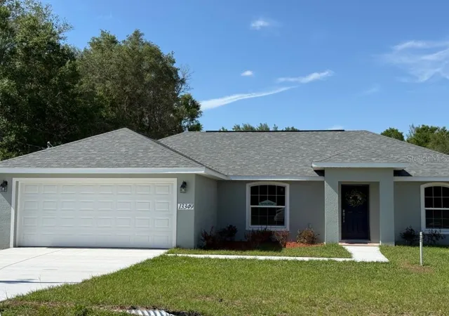 Homes for sale in Dunnellon, FL | 13346 Sw 111 Ln, Dunnellon, FL 34432 | MLS# OM725963