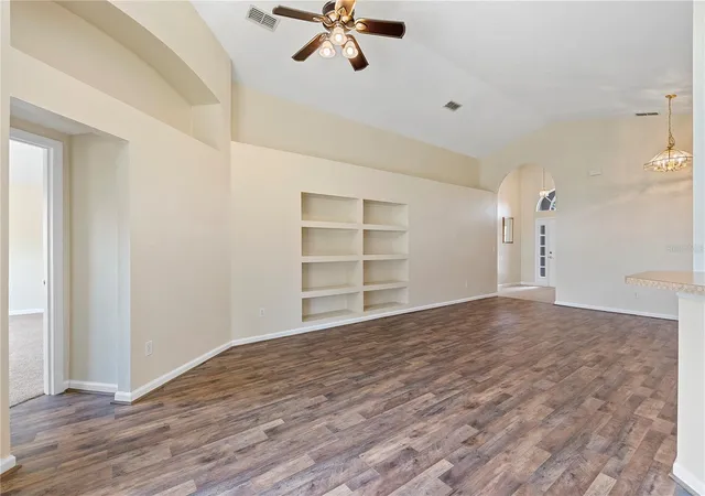 Photo 3 of Single family home for sale at 3103 Merlot Way, Clermont, FL 34714 | MLS# O6413481 | Listing updated on 2026-08-31